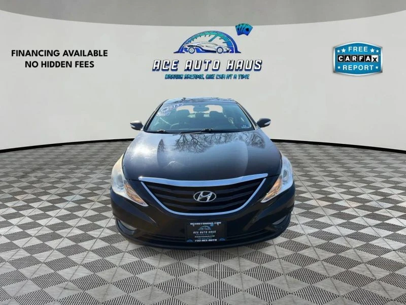 2013 Hyundai Sonata - Image 2 of 12