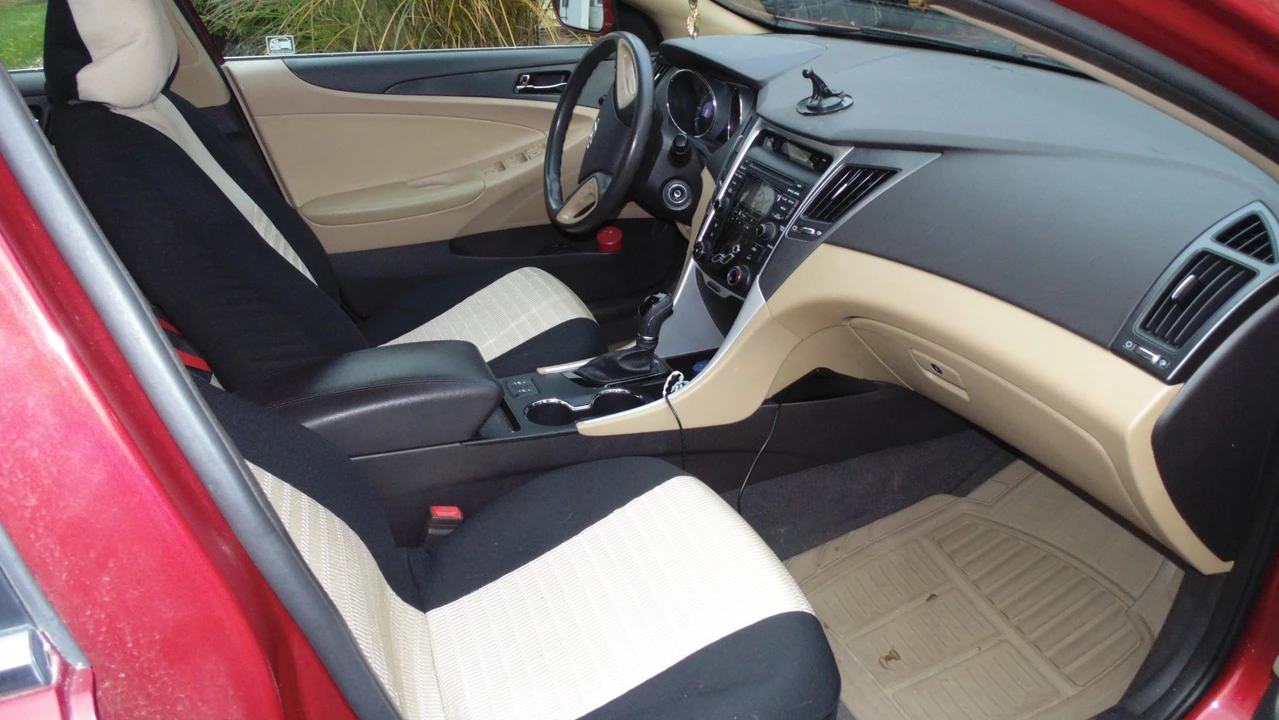 2013 Hyundai Sonata - Image 4 of 8