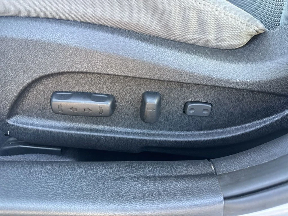 2013 Hyundai Sonata - Image 10 of 12