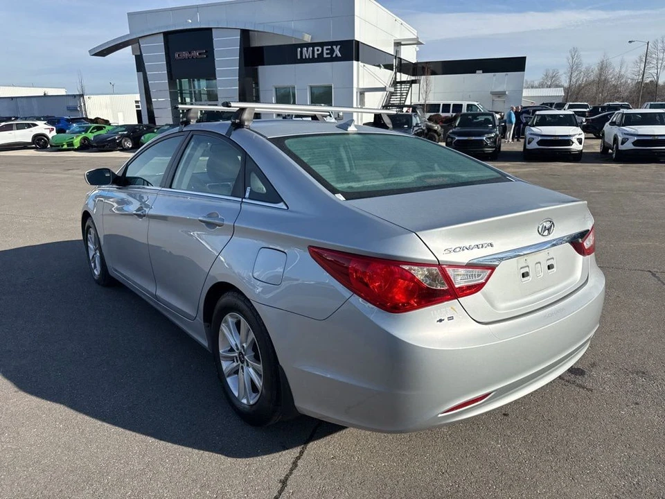 2013 Hyundai Sonata - Image 3 of 12