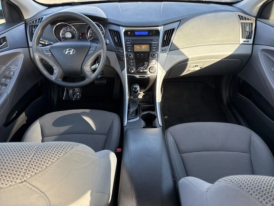 2013 Hyundai Sonata - Image 12 of 12
