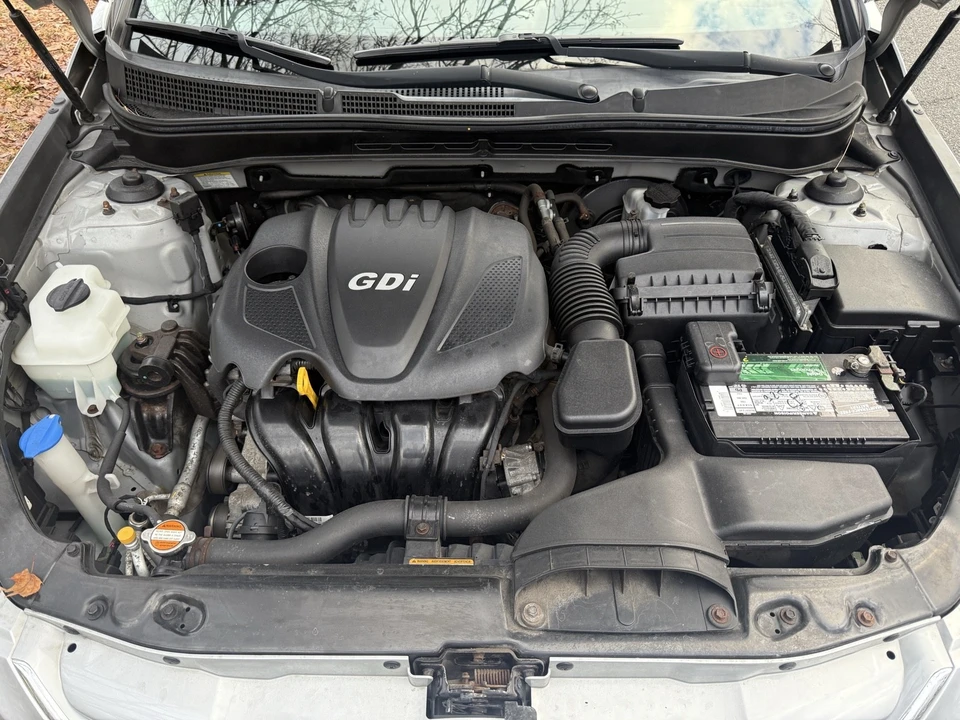 2013 Hyundai Sonata - Image 17 of 18