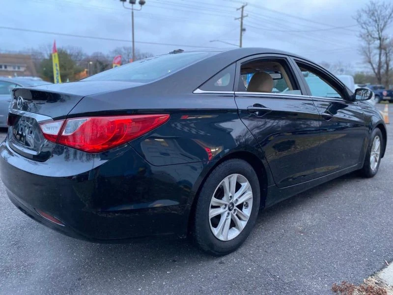 2013 Hyundai Sonata - Image 7 of 12