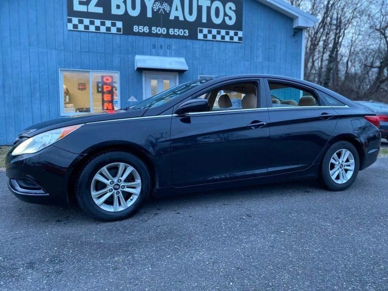 2013 Hyundai Sonata - Image 2 of 12