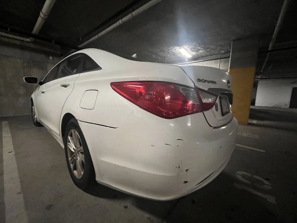 2013 Hyundai Sonata - Image 5 of 8