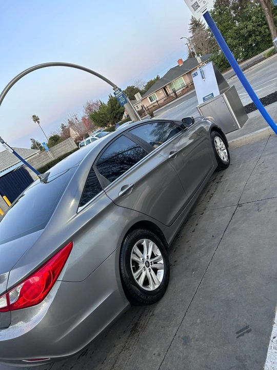 2013 Hyundai Sonata - Image 5 of 11