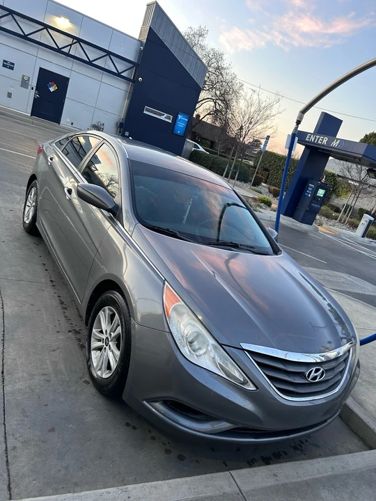 2013 Hyundai Sonata - Image 6 of 11