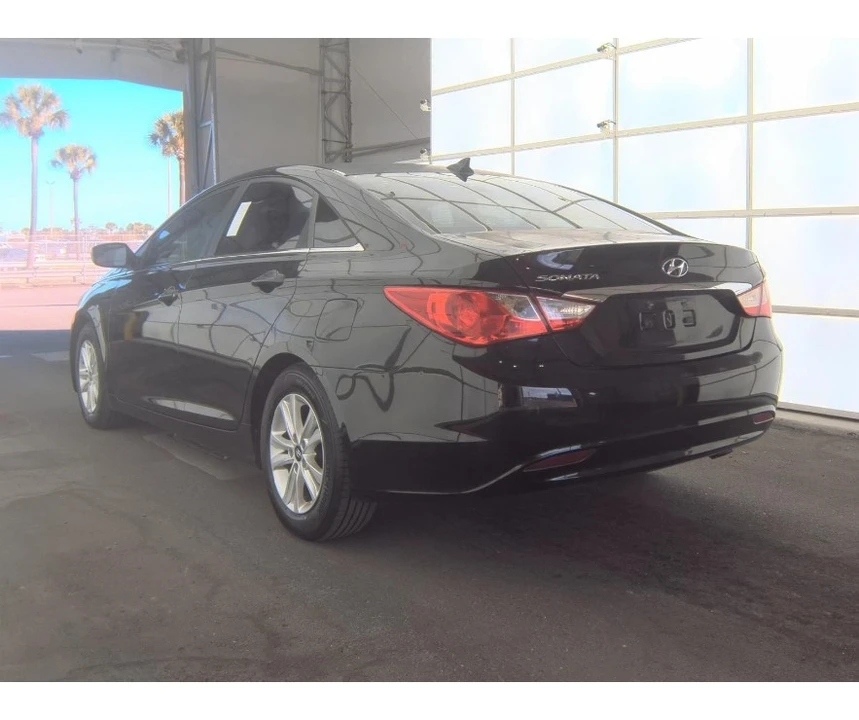2013 Hyundai Sonata - Image 7 of 12