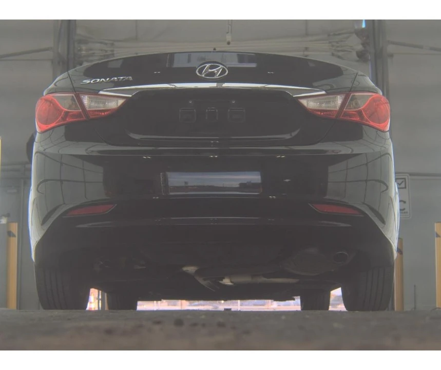2013 Hyundai Sonata - Image 6 of 12