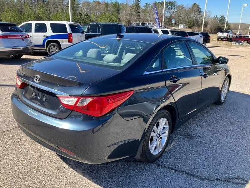 2013 Hyundai Sonata - Image 2 of 20