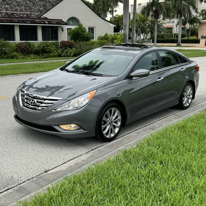 2013 Hyundai Sonata - Image 6 of 12