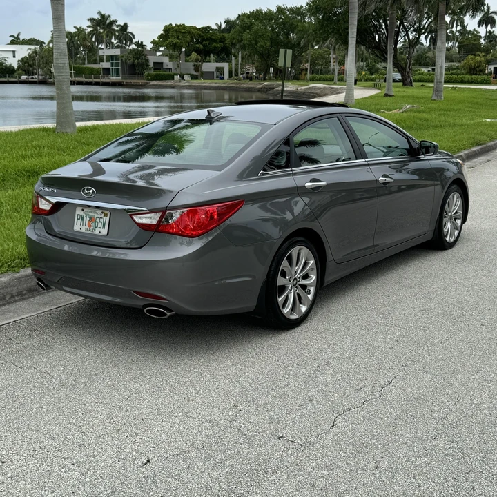 2013 Hyundai Sonata - Image 12 of 12
