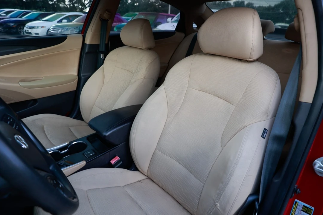 2013 Hyundai Sonata - Image 6 of 21