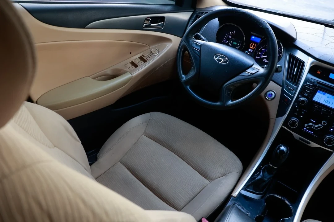 2013 Hyundai Sonata - Image 20 of 21
