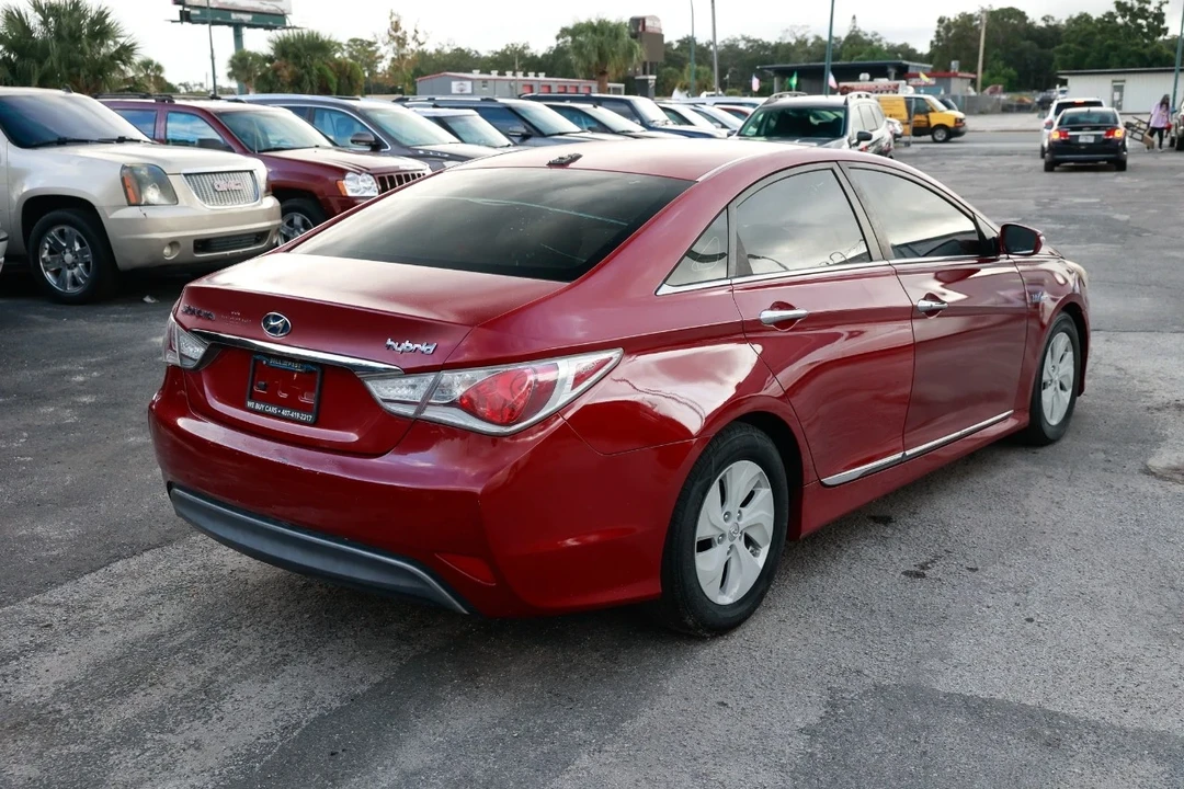 2013 Hyundai Sonata - Image 11 of 21