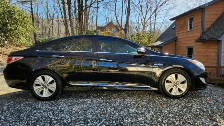 2013 Hyundai Sonata - Image 2 of 14