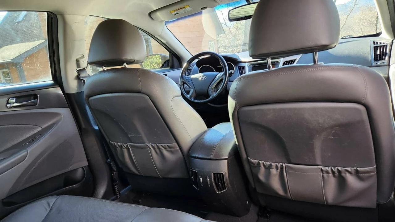 2013 Hyundai Sonata - Image 9 of 14