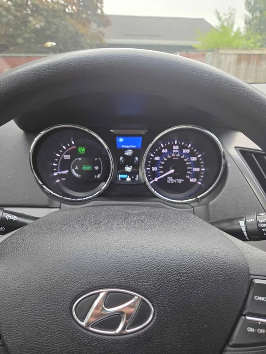 2013 Hyundai Sonata - Image 7 of 7