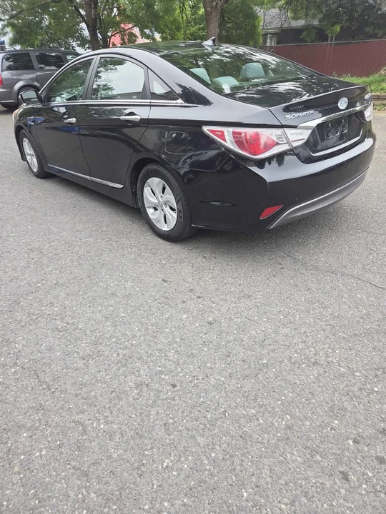 2013 Hyundai Sonata - Image 4 of 7
