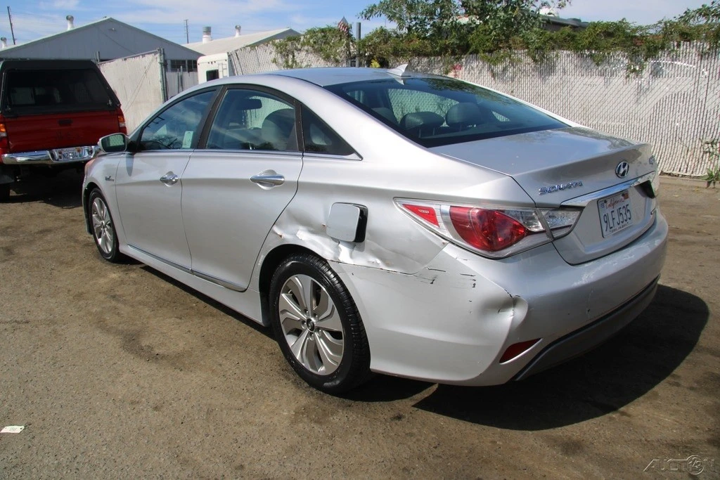 2013 Hyundai Sonata - Image 5 of 21