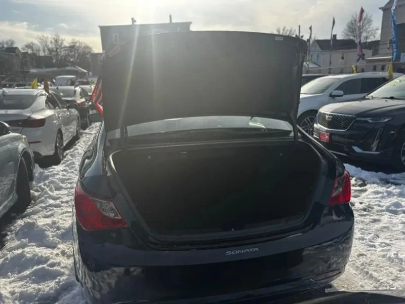 2013 Hyundai Sonata - Image 6 of 12