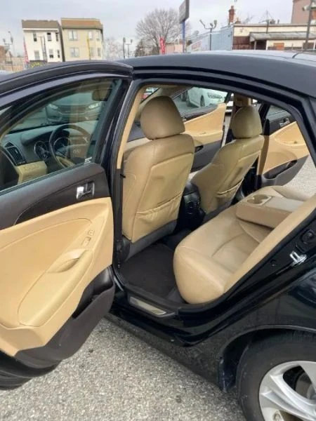 2013 Hyundai Sonata - Image 11 of 12