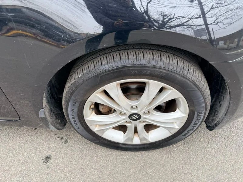 2013 Hyundai Sonata - Image 11 of 12