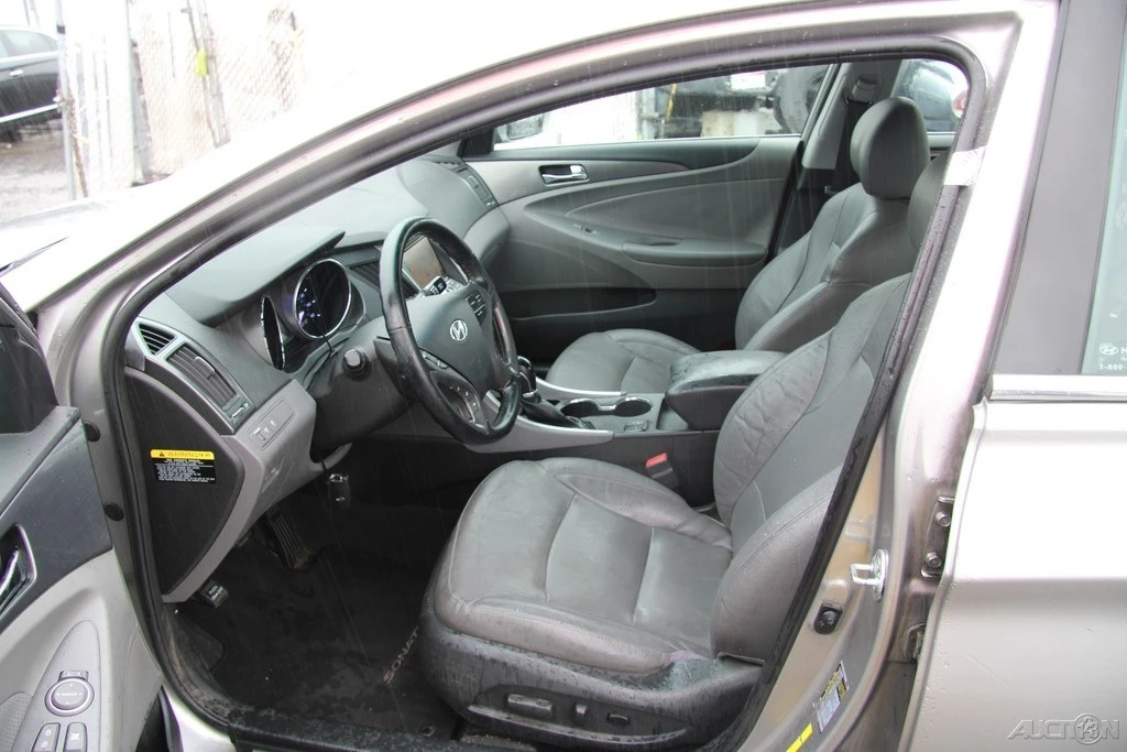 2013 Hyundai Sonata - Image 12 of 21