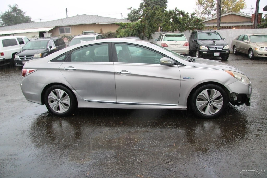 2013 Hyundai Sonata - Image 7 of 21