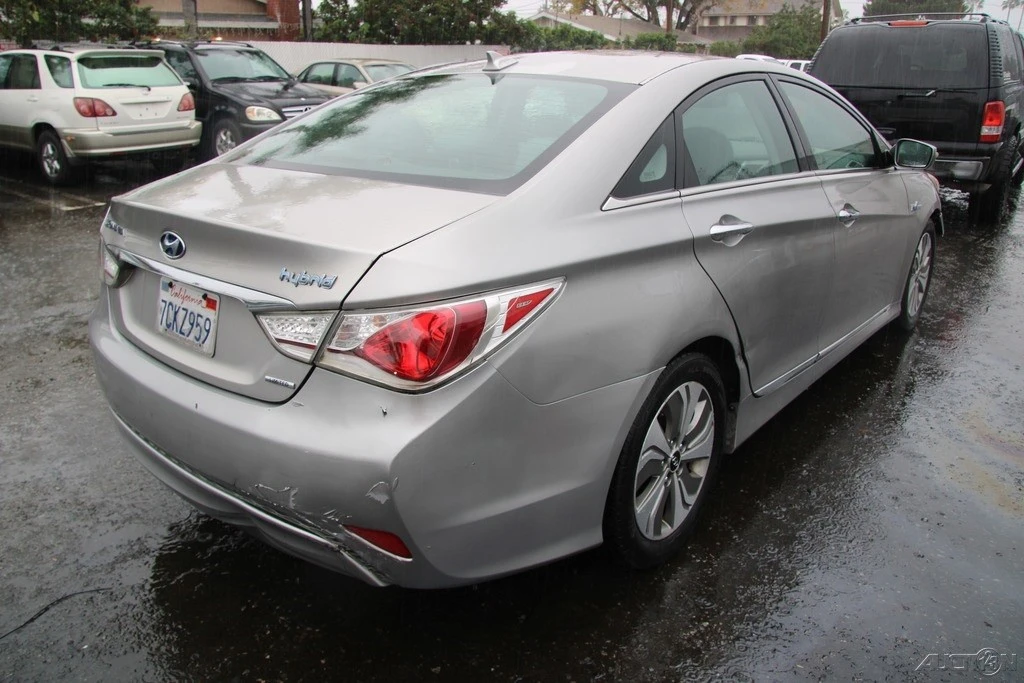 2013 Hyundai Sonata - Image 6 of 21