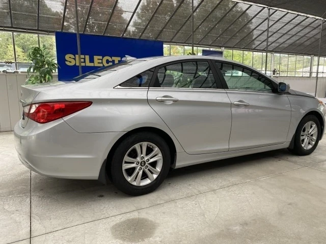 2013 Hyundai Sonata - Image 5 of 21