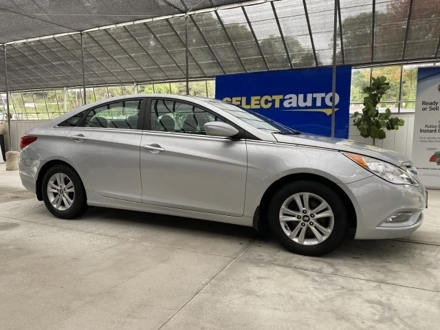 2013 Hyundai Sonata - Image 3 of 21