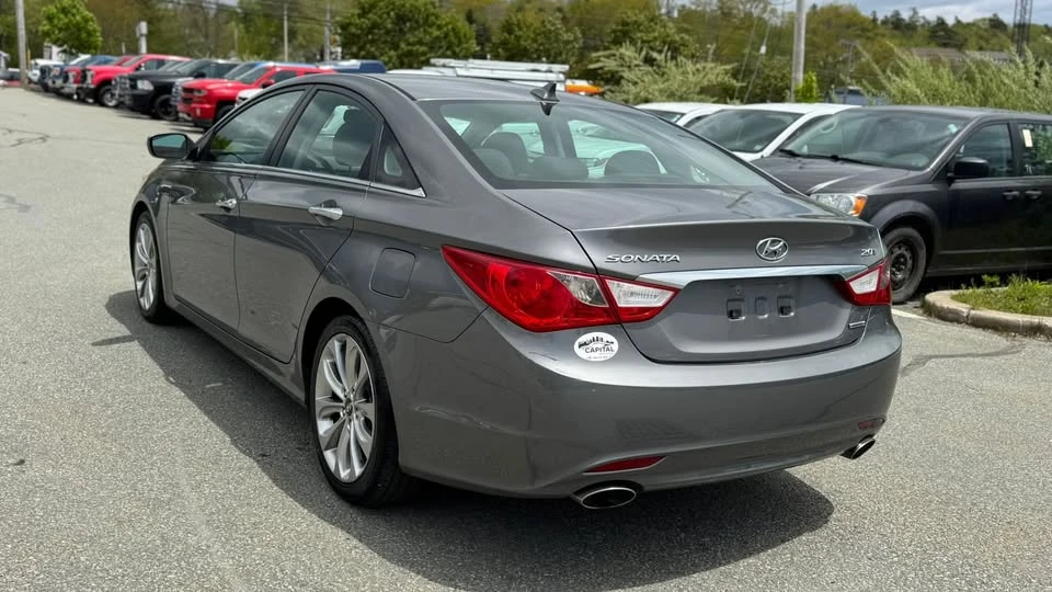 2013 Hyundai Sonata - Image 6 of 21