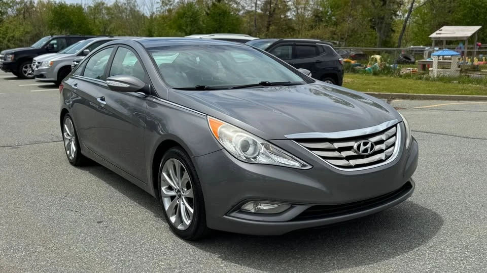2013 Hyundai Sonata - Image 3 of 21
