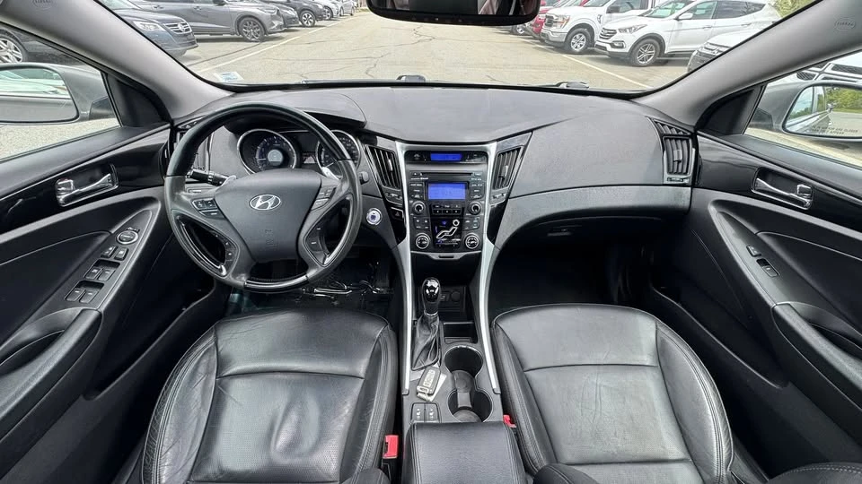 2013 Hyundai Sonata - Image 12 of 21