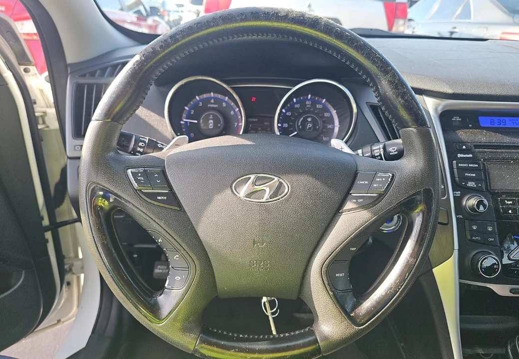 2013 Hyundai Sonata - Image 12 of 16