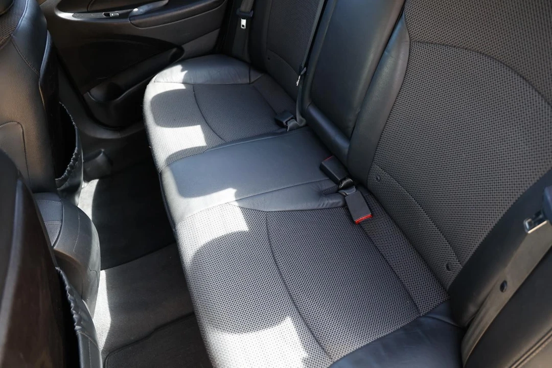 2013 Hyundai Sonata - Image 10 of 12