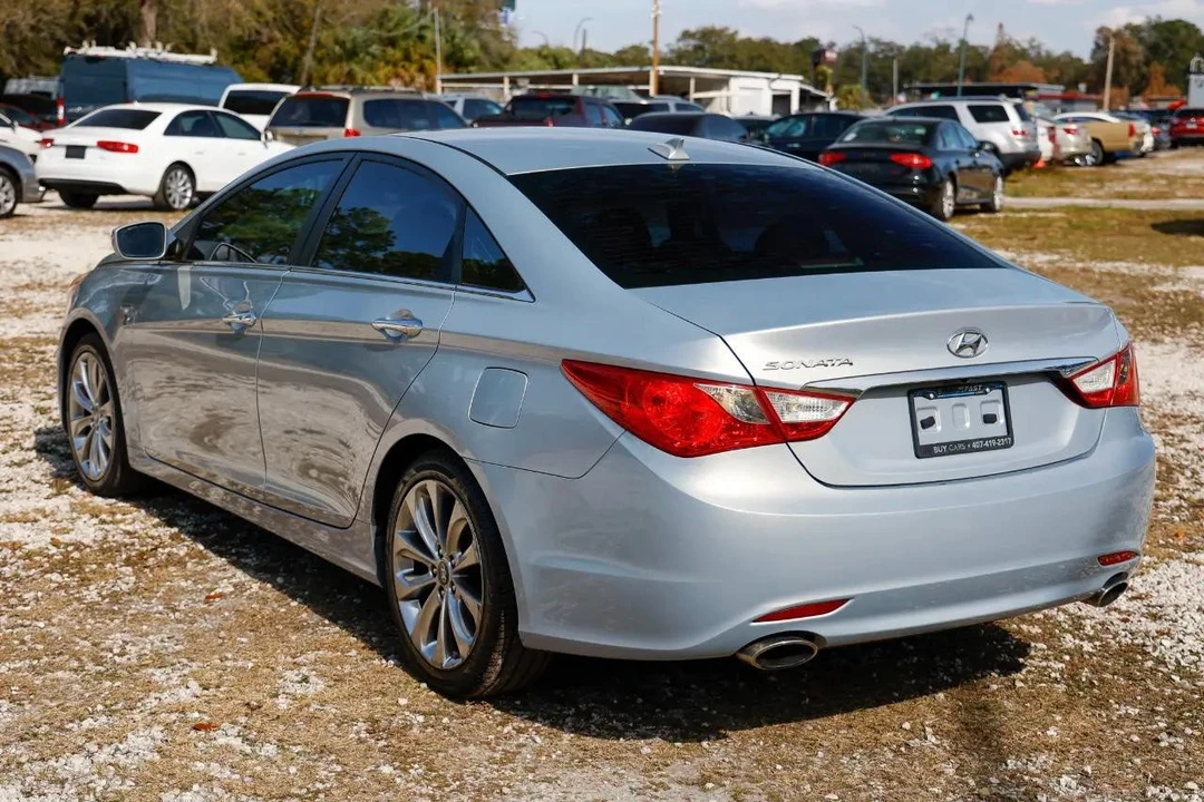 2013 Hyundai Sonata - Image 5 of 12