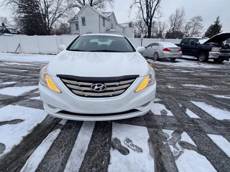 2013 Hyundai Sonata - Image 3 of 12