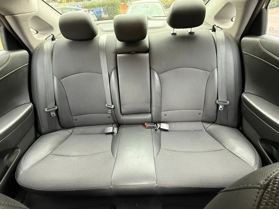 2013 Hyundai Sonata - Image 13 of 17