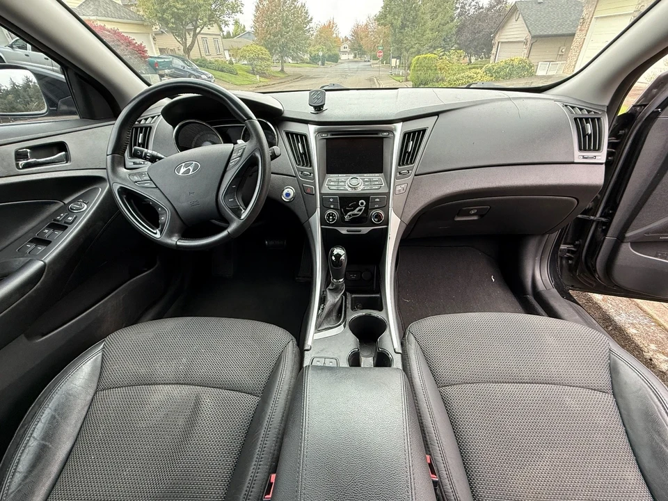 2013 Hyundai Sonata - Image 17 of 17