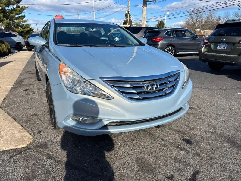 2013 Hyundai Sonata - Image 11 of 12