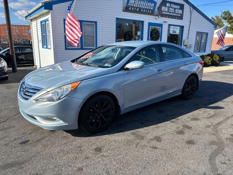 2013 Hyundai Sonata - Image 4 of 12