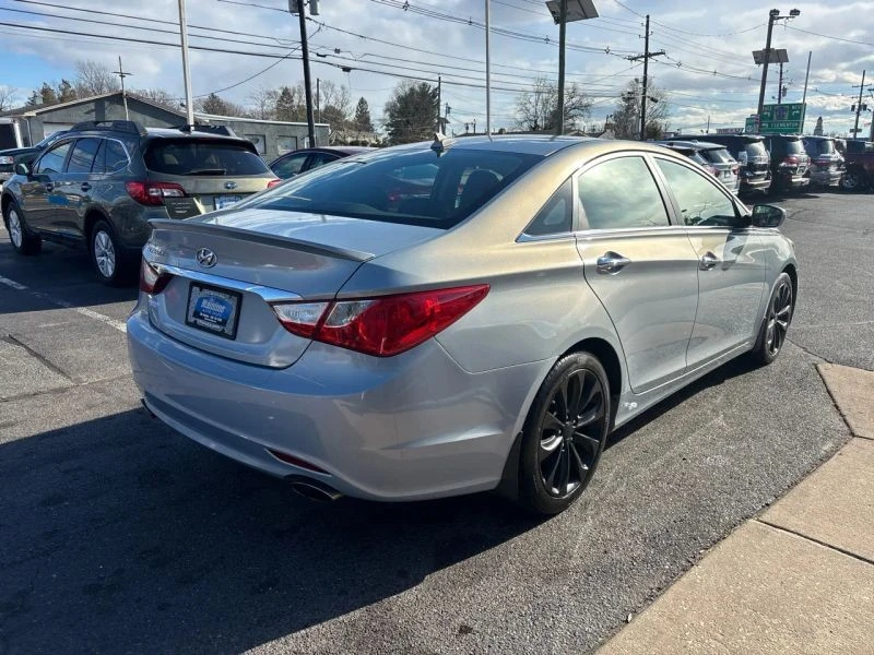2013 Hyundai Sonata - Image 7 of 12