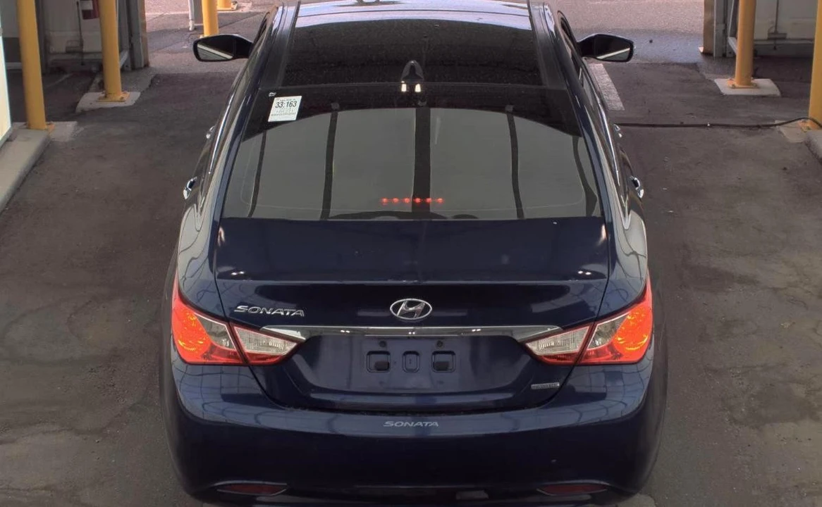 2013 Hyundai Sonata - Image 5 of 14