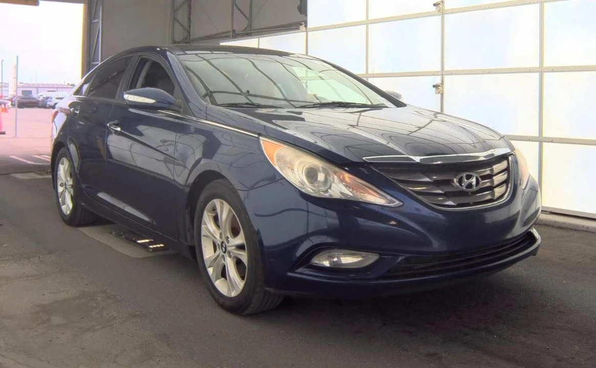 2013 Hyundai Sonata - Image 3 of 14