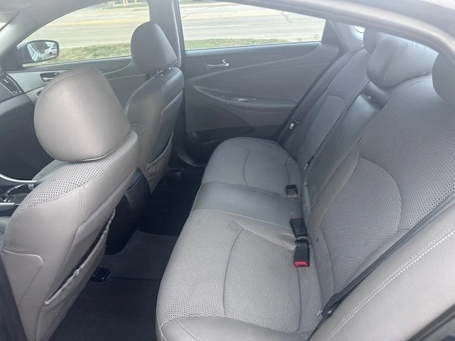 2013 Hyundai Sonata - Image 15 of 18
