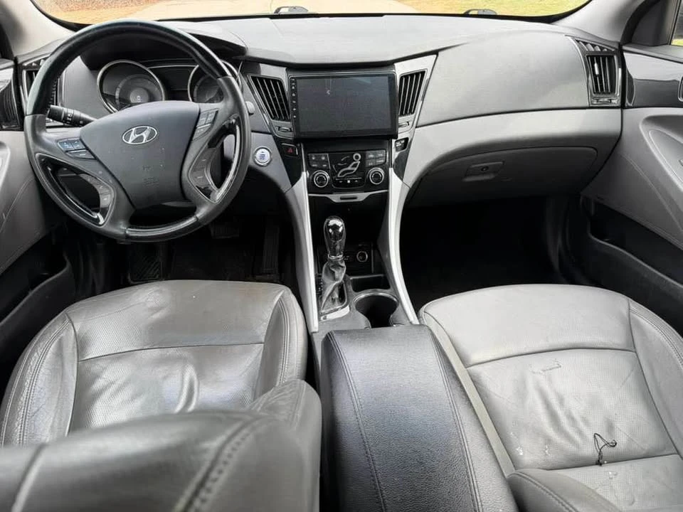 2013 Hyundai Sonata - Image 11 of 11