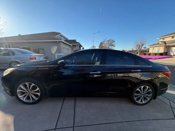 2013 Hyundai Sonata - Image 4 of 10