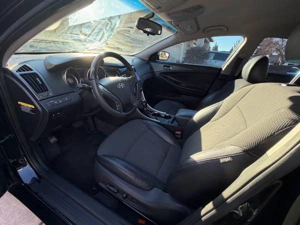 2013 Hyundai Sonata - Image 7 of 10